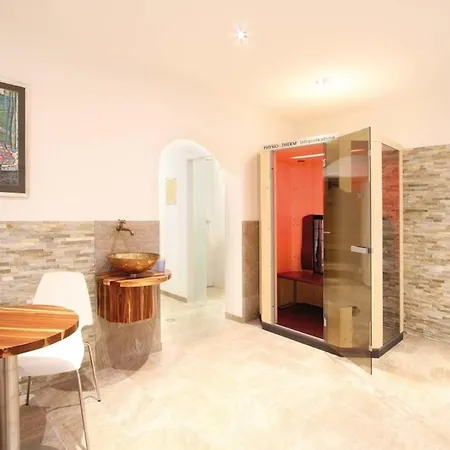 شقة Cristall Superior Penthouse 13 *